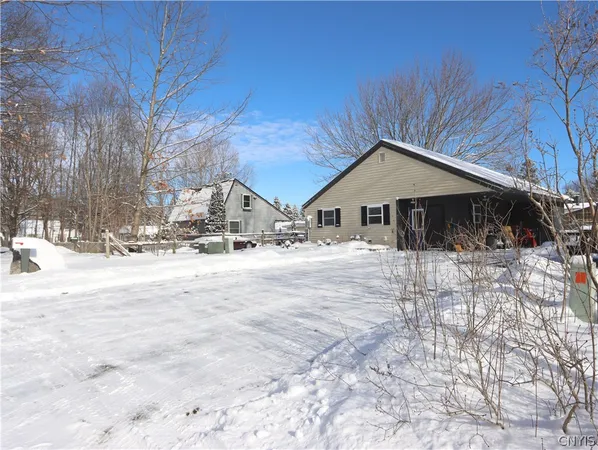 $178,900 | 21990 Admirals Walk, Le Ray, NY 13601
