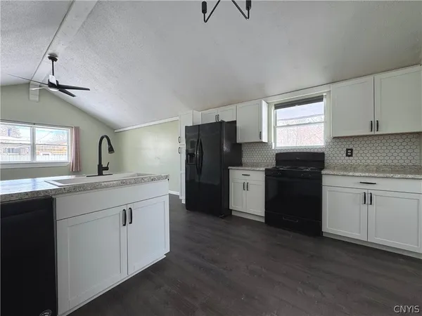 $178,900 | 21990 Admirals Walk, Le Ray, NY 13601