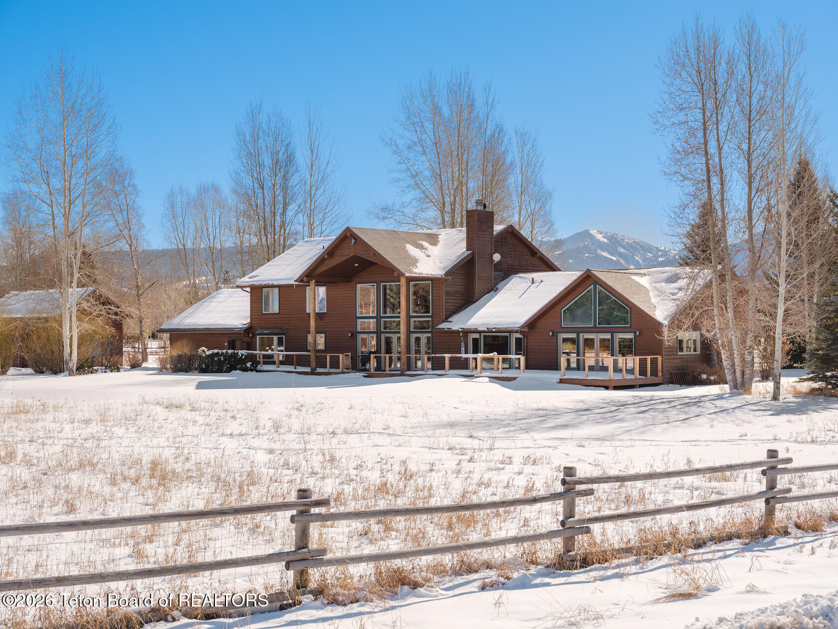 445 Kings Highway Jackson, WY 83001 - Photo 11 of 22 Newly Constructed Deck