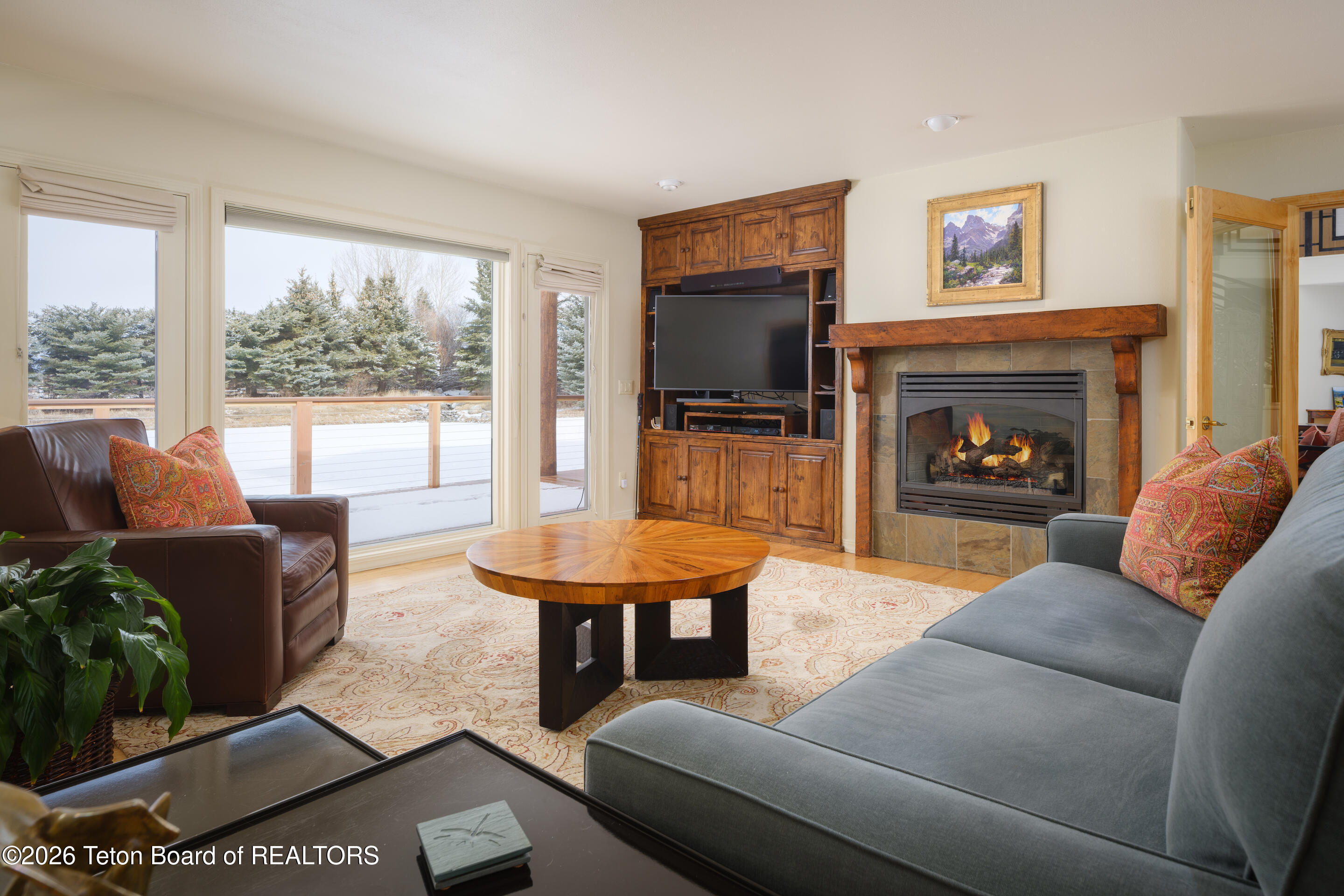 445 Kings Highway Jackson, WY 83001 - Photo 14 of 22 Den adjacent to Primary