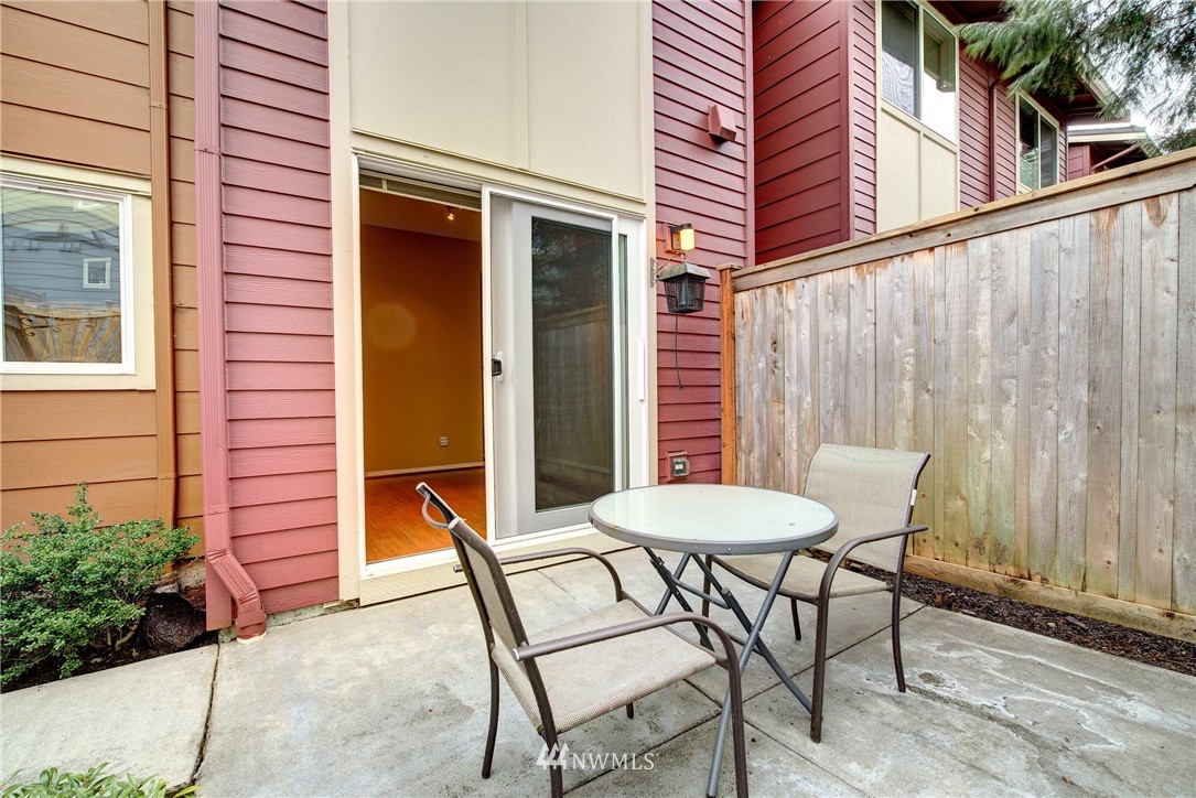 107 Cougar Ridge Road Northwest, Unit 1605 Issaquah, WA 98027 - Photo 22 of 25