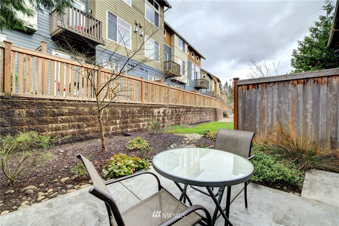 107 Cougar Ridge Road Northwest, Unit 1605 Issaquah, WA 98027 - Photo 24 of 25
