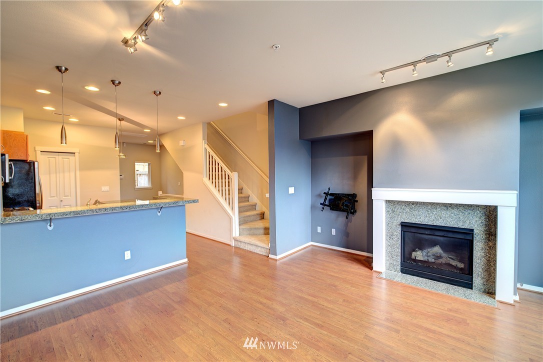 107 Cougar Ridge Road Northwest, Unit 1605 Issaquah, WA 98027 - Photo 9 of 25