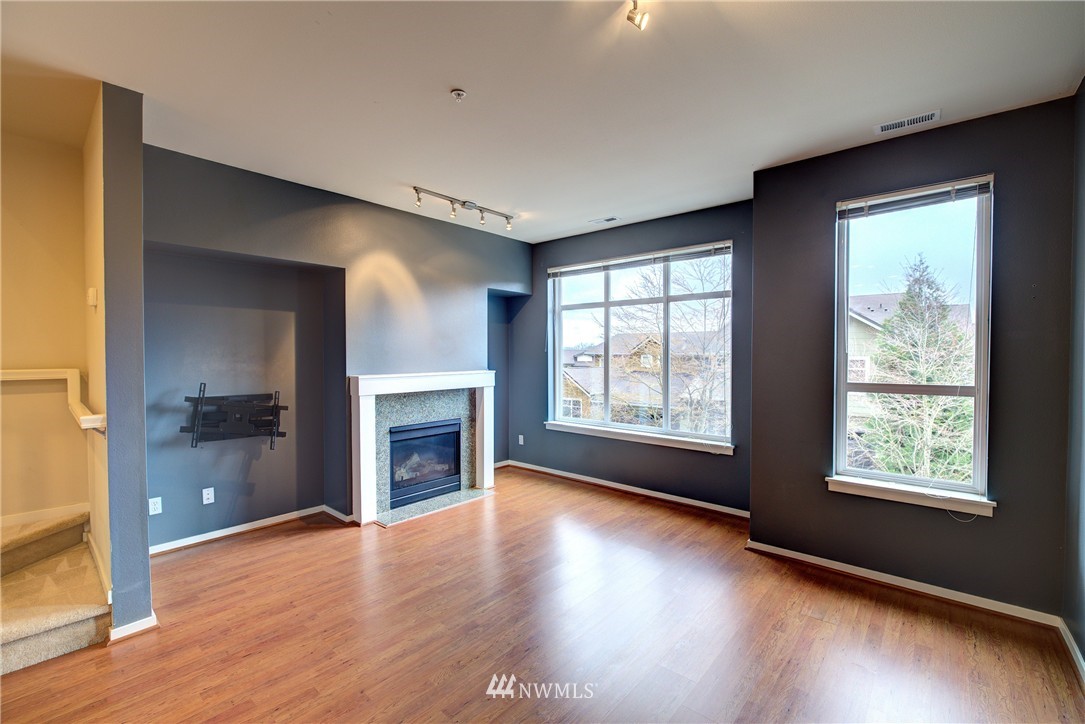 107 Cougar Ridge Road Northwest, Unit 1605 Issaquah, WA 98027 - Photo 10 of 25