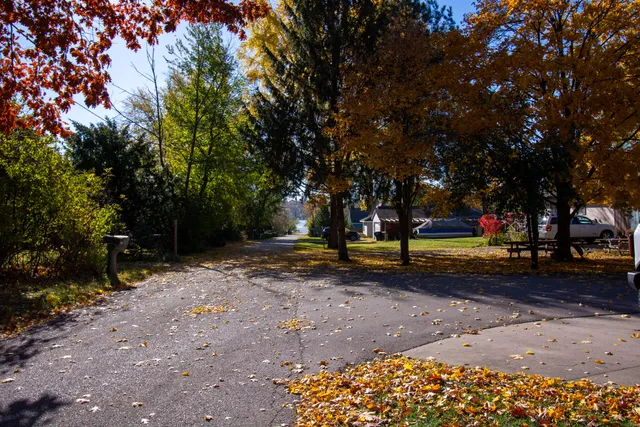 $295,000 | W3796 Lakeview Drive, Geneva, WI 53147