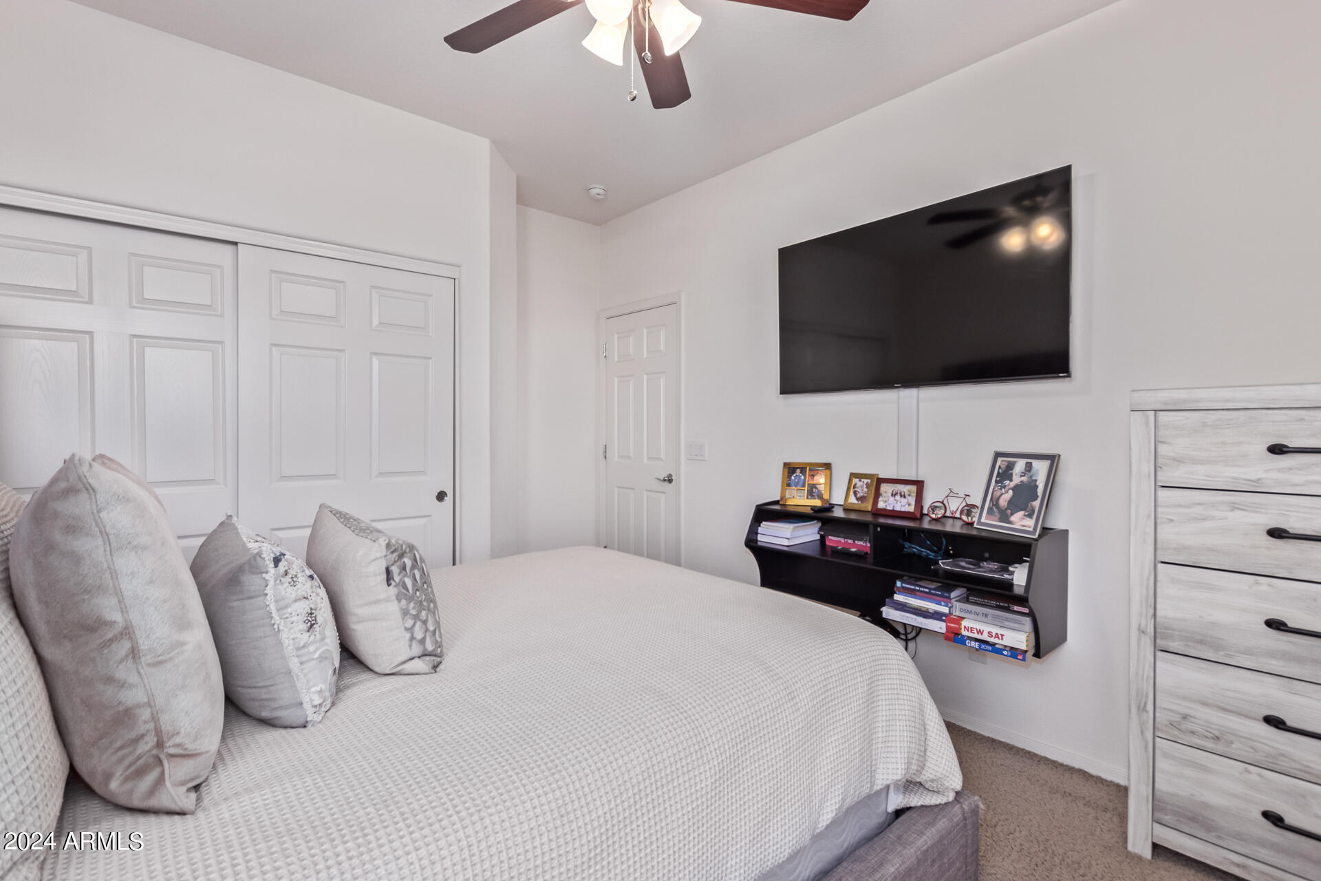 2337 West Corral Road Phoenix, AZ 85041 - Photo 7 of 10 27 - Corral