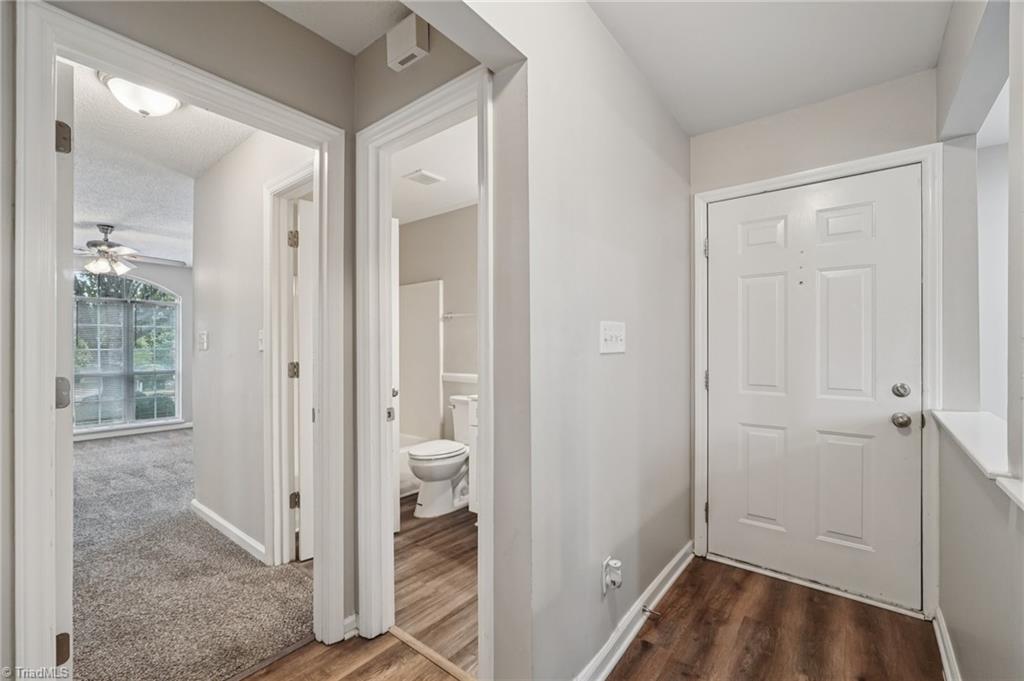 3221 Pipers Way High Point, NC 27265 - Photo 6 of 27