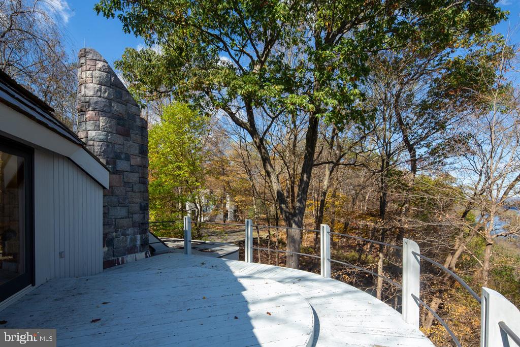188 Cafferty Road Pipersville, PA 18947 - Photo 11 of 15 Pipersville PA - decks on every level