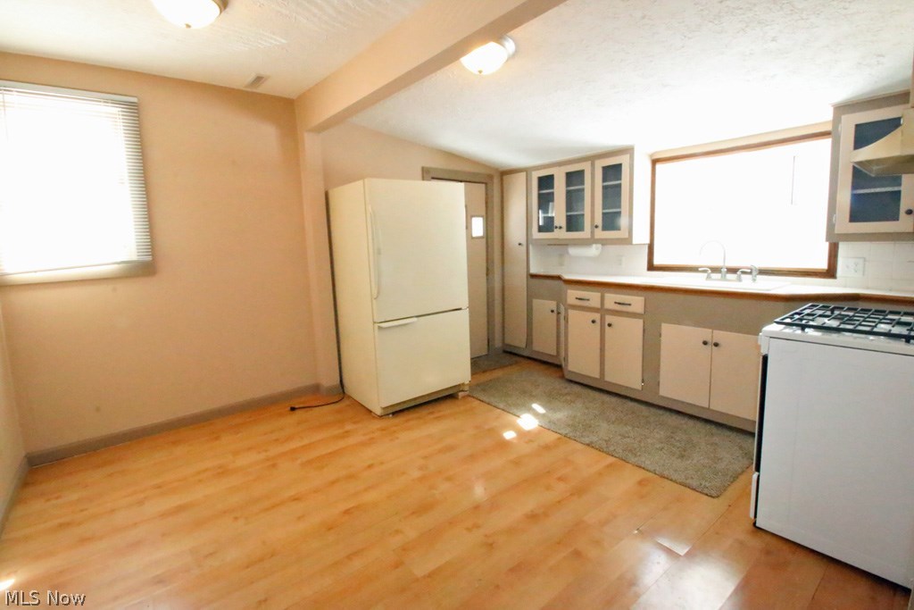 4110 Vira Road Stow, OH 44224 - Photo 6 of 13 Gallery Image 6