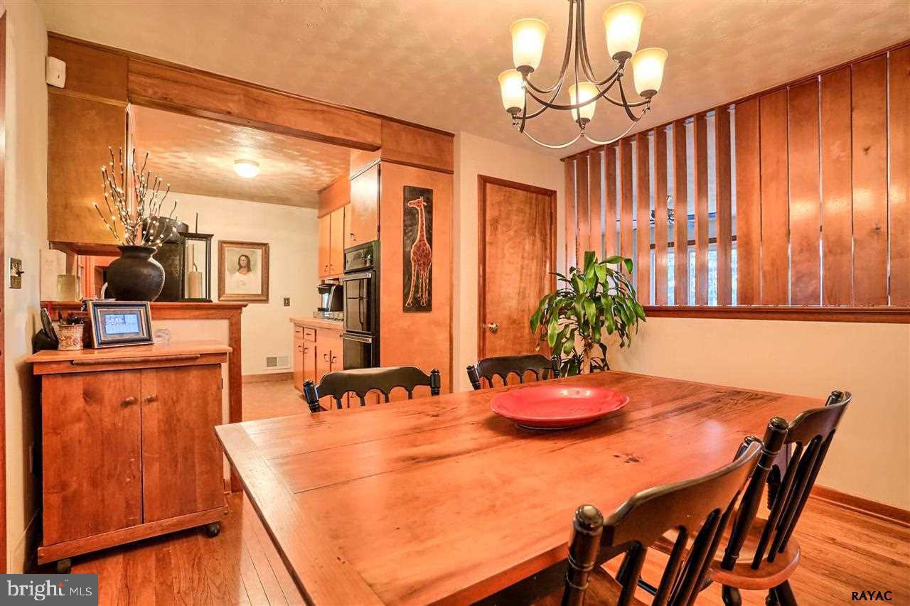 590 Hammond Road York, PA 17406 - Photo 13 of 32 Gallery Image 13