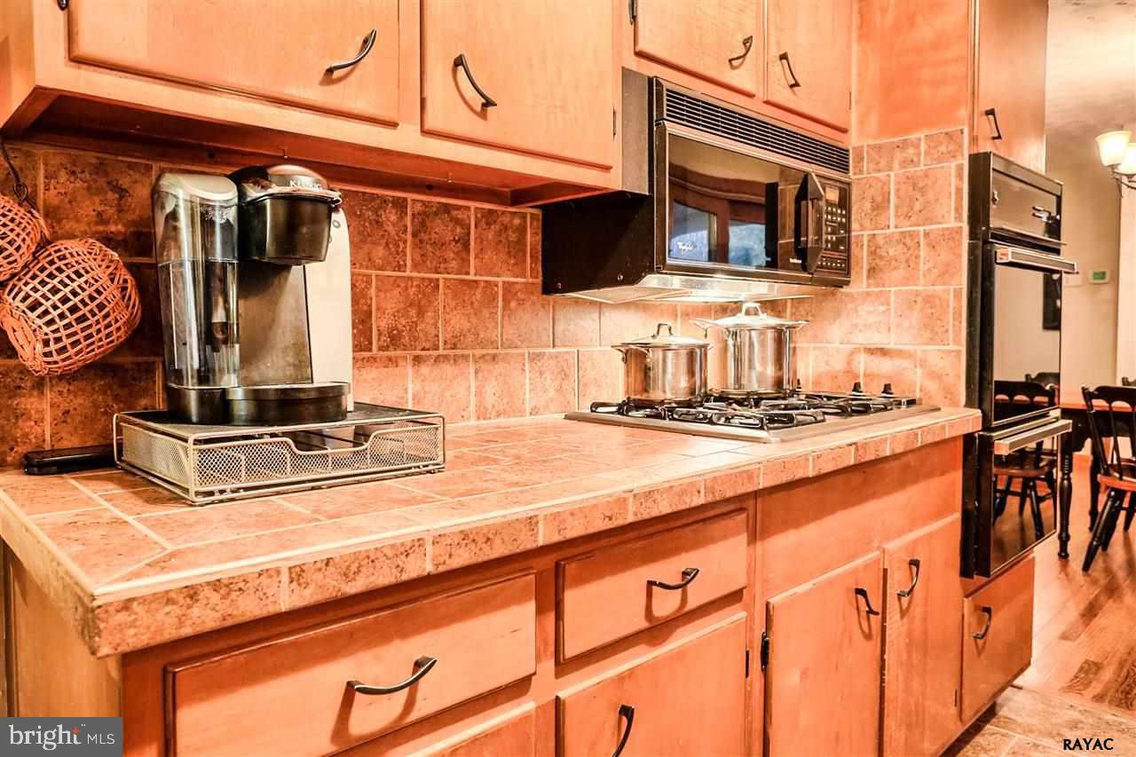 590 Hammond Road York, PA 17406 - Photo 14 of 32 Gallery Image 14