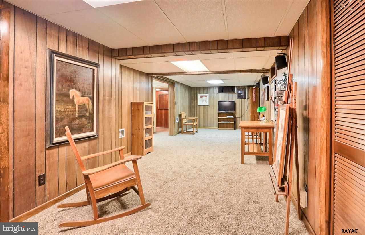 590 Hammond Road York, PA 17406 - Photo 19 of 32 Gallery Image 19