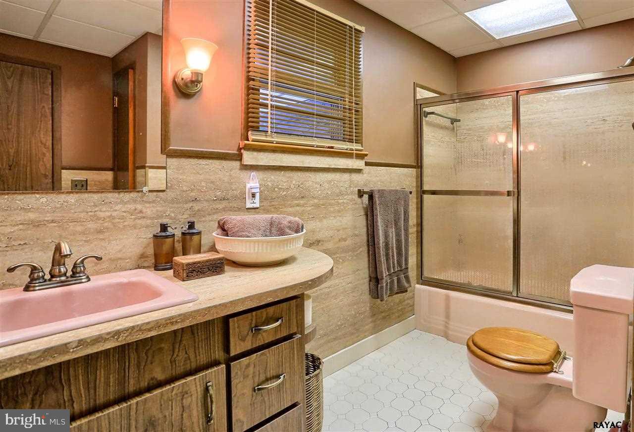 590 Hammond Road York, PA 17406 - Photo 25 of 32 Gallery Image 25