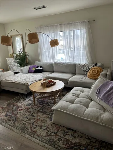 $4,500 | 608 Olive Avenue, Huntington Beach, CA 92648