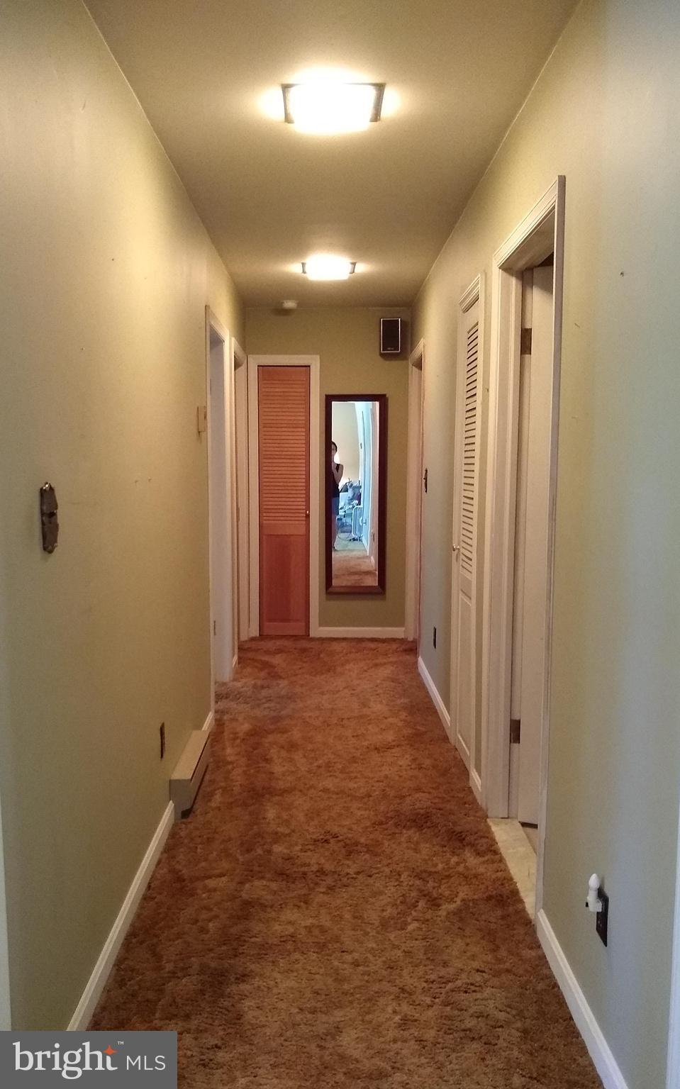 15265 Barnes Road New Windsor, MD 21776 - Photo 10 of 25 Hallway