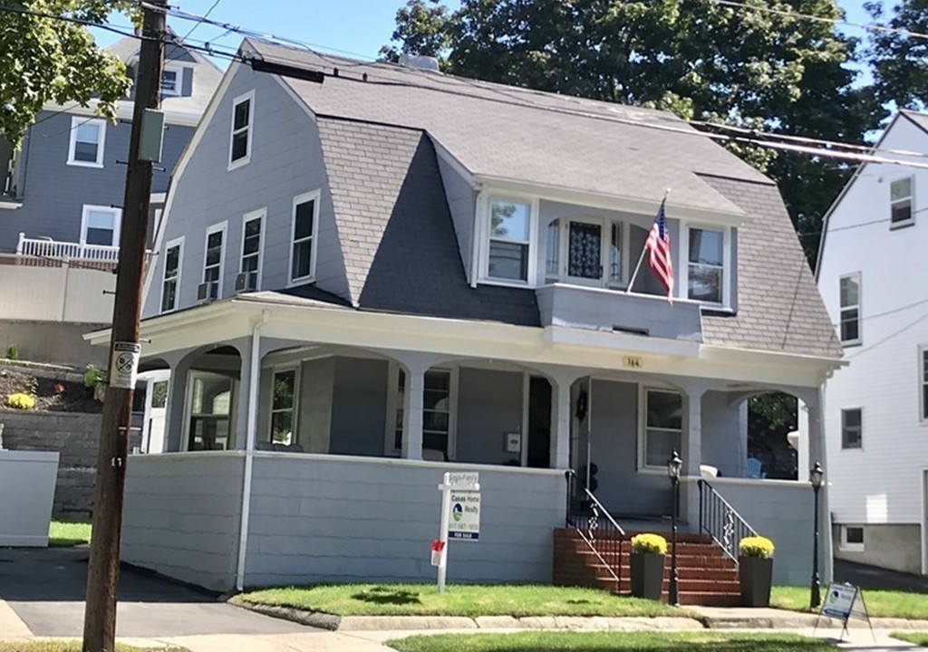 164 Court Road Winthrop, MA 02152 - Photo 1 of 26 Gallery Image 1