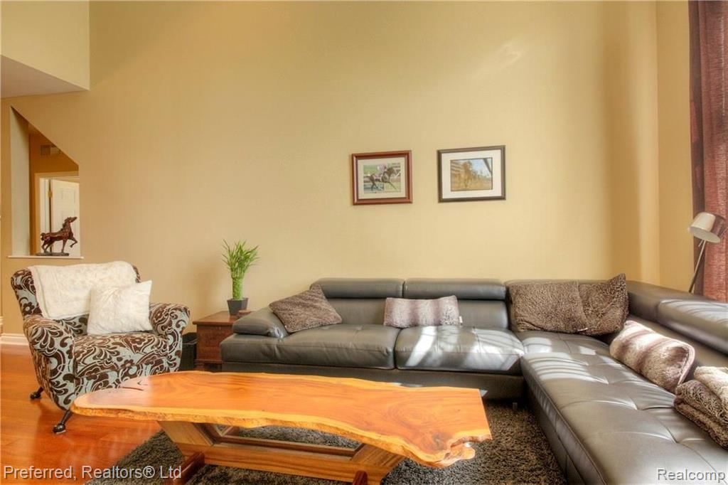 45459 North Stonewood Road Canton, MI 48187 - Photo 6 of 30