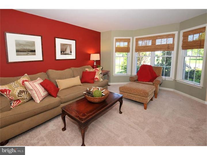 562 Ridge Avenue Spring City, PA 19475 - Photo 2 of 24 Living Room