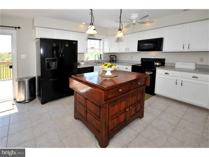 562 Ridge Avenue Spring City, PA 19475 - Photo 9 of 24 Kitchen