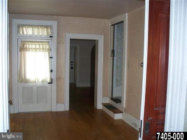 206 High Street Hanover, PA 17331 - Photo 6 of 25 Gallery Image 6