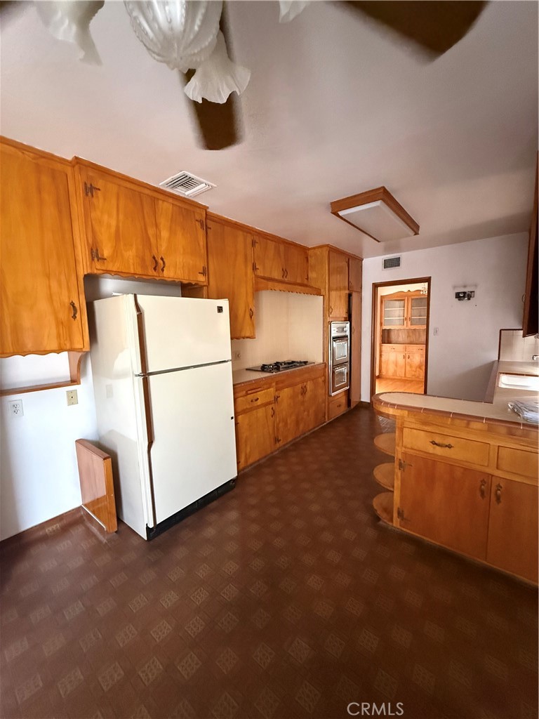 9470 Foster Road Bellflower, CA 90706 - Photo 4 of 8 Gallery Image 4