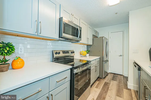 $245,000 | 2600 Camelback Lane, Unit 6, Silver Spring, MD 20906