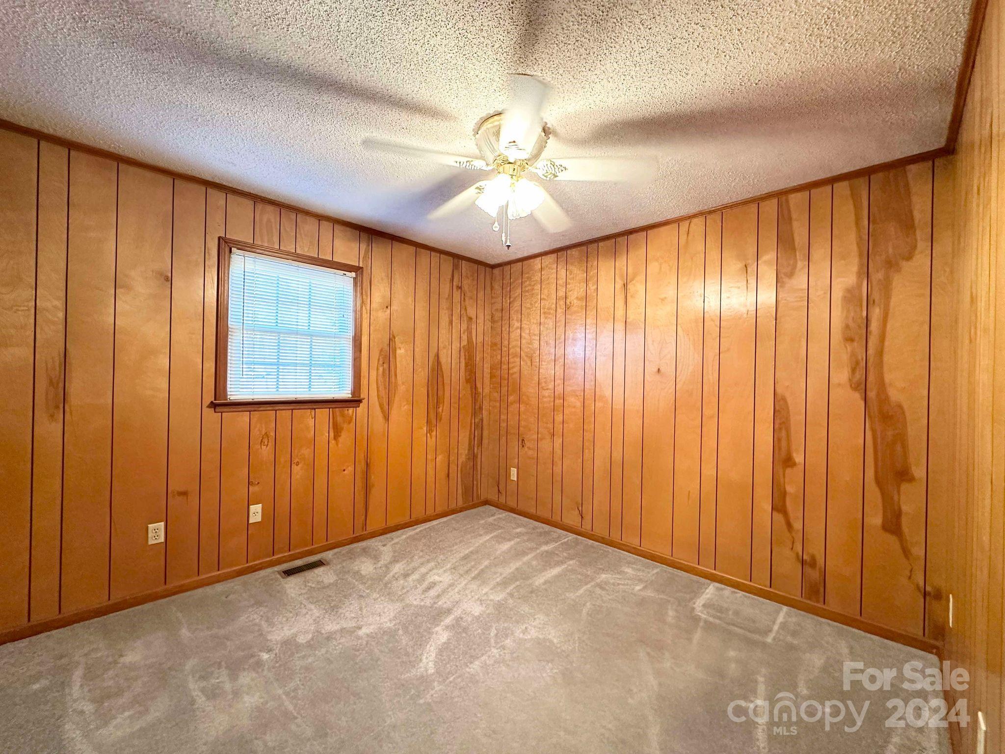 1505 Abington Road Lenoir, NC 28645 - Photo 15 of 31 Gallery Image 15