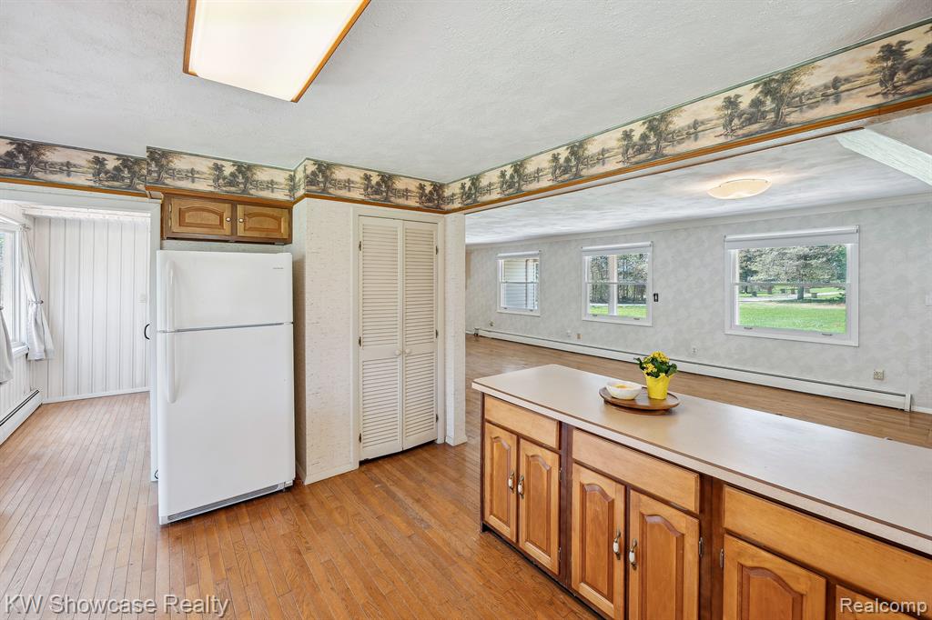 2050 Rowe Road Milford, MI 48380 - Photo 16 of 76