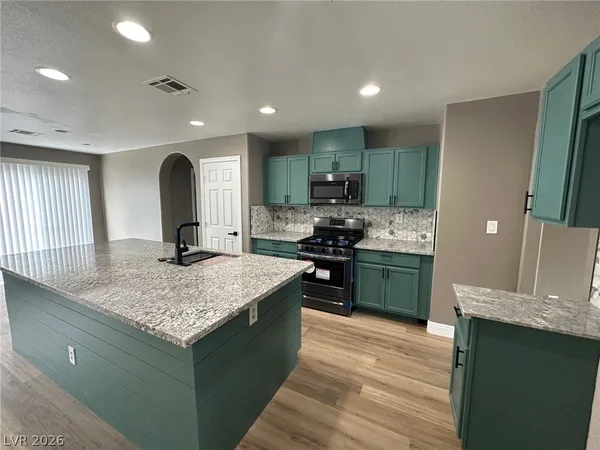 $2,800 | 5336 North Talaverde Heights Street, North Las Vegas, NV 89081