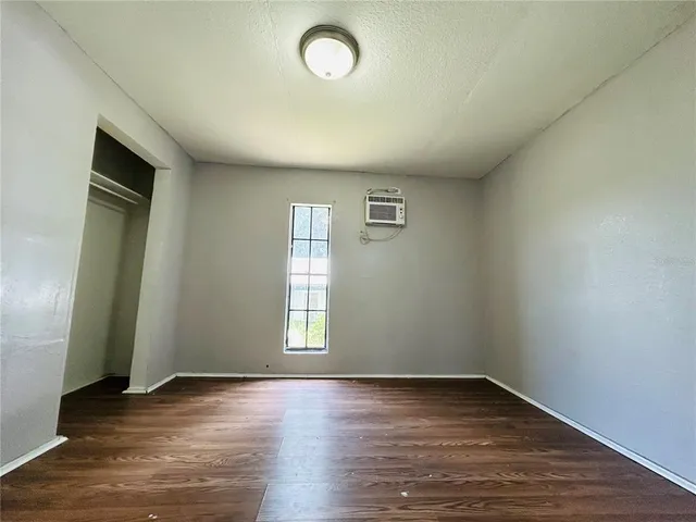 $1,250 | 1741 Highway 20, Unit 1741, Hawthorne, FL 32640