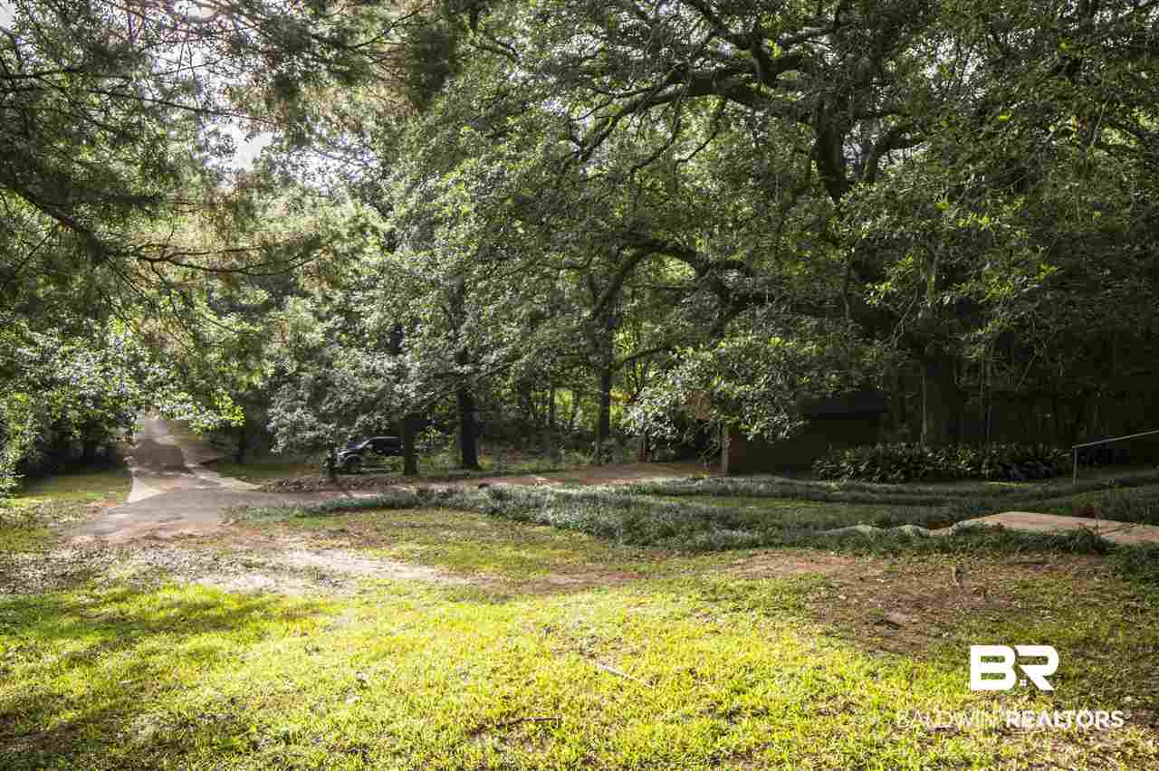 7255 Jay Lane Fairhope, AL 36532 - Photo 5 of 45 Front Yard