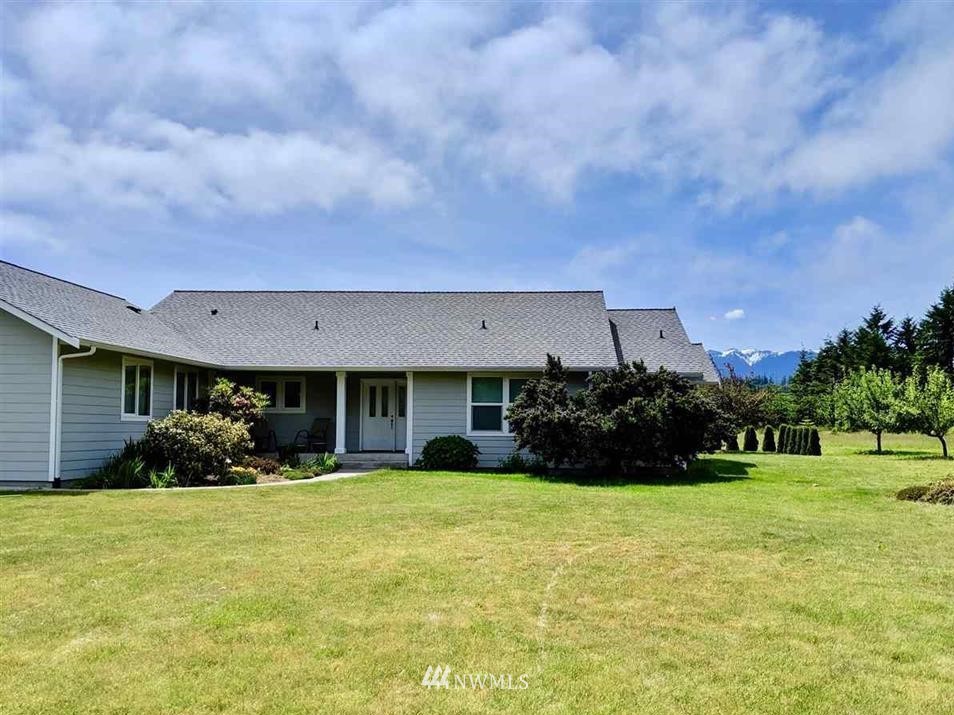 193 Thunder Road Port Angeles, WA 98362 - Photo 1 of 25 Gallery Image 1