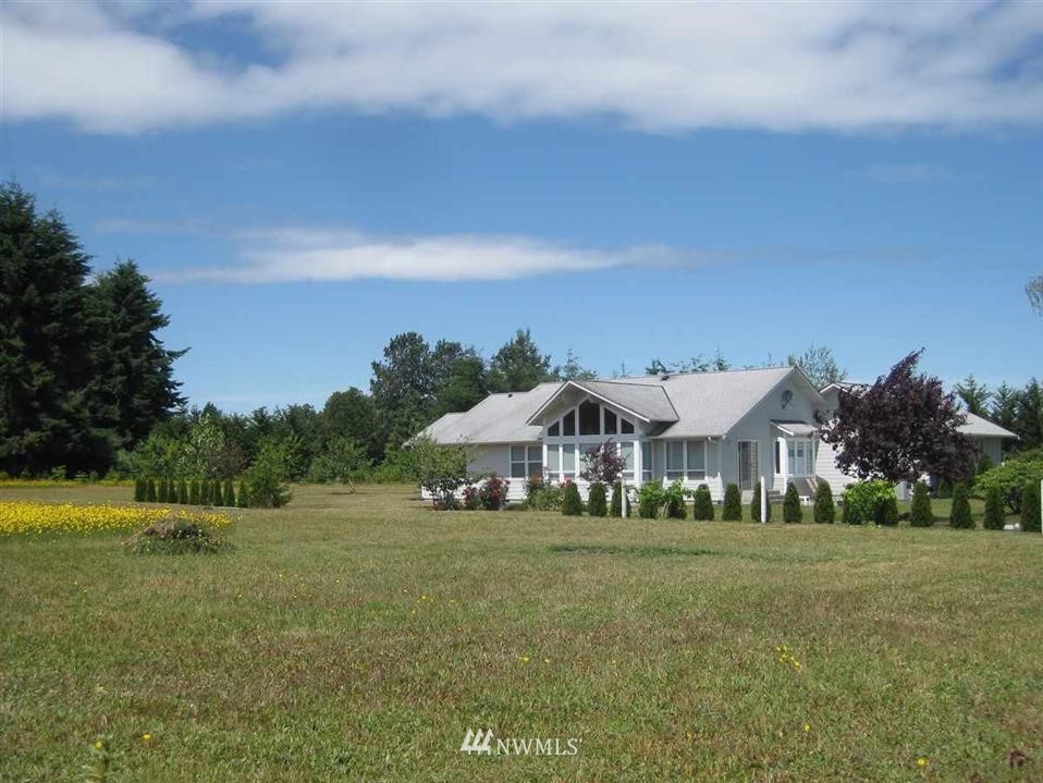 193 Thunder Road Port Angeles, WA 98362 - Photo 2 of 25 Gallery Image 2