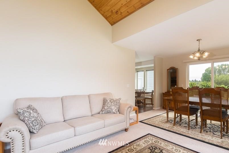 193 Thunder Road Port Angeles, WA 98362 - Photo 13 of 25 Gallery Image 13