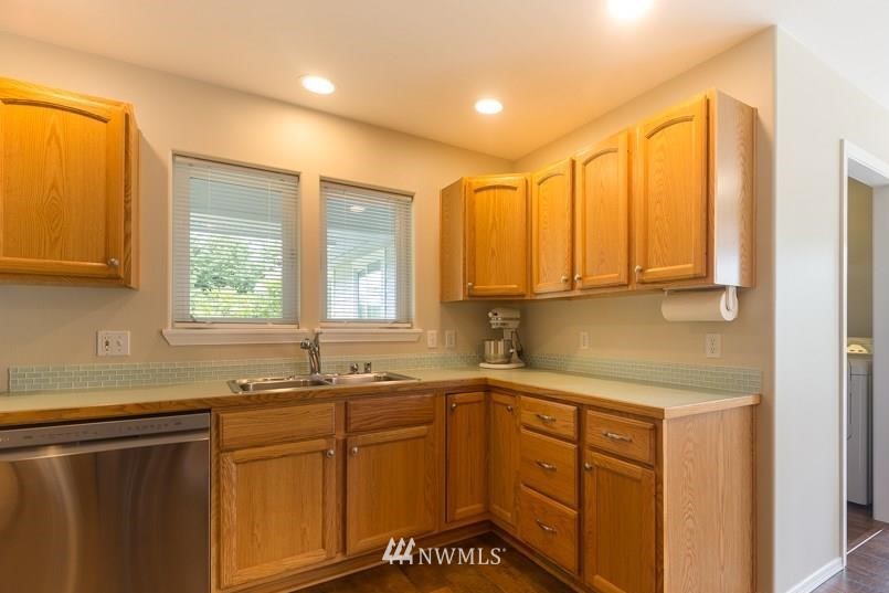 193 Thunder Road Port Angeles, WA 98362 - Photo 15 of 25 Gallery Image 15