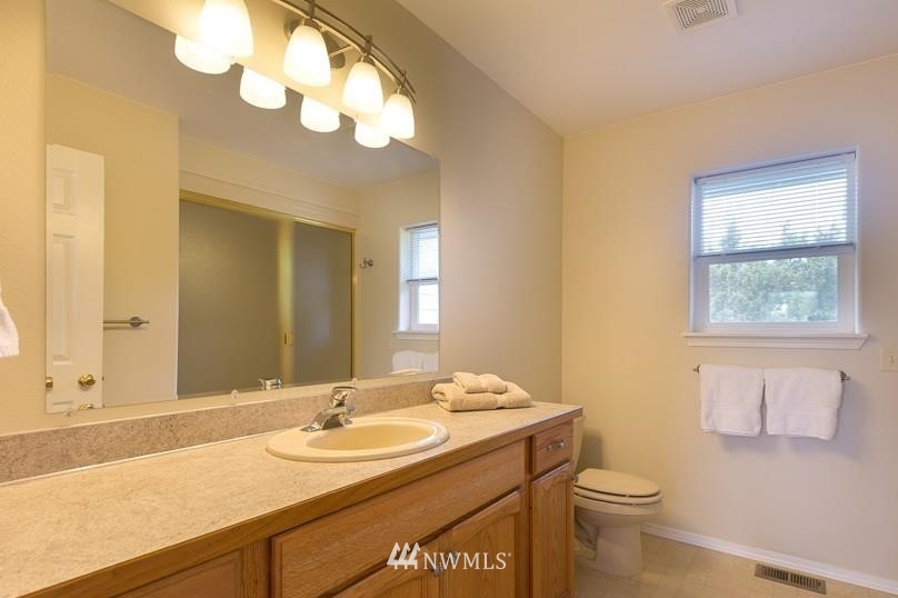 193 Thunder Road Port Angeles, WA 98362 - Photo 19 of 25 Gallery Image 19