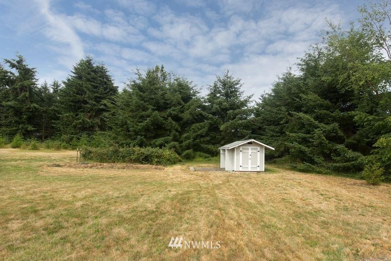 193 Thunder Road Port Angeles, WA 98362 - Photo 7 of 25 Gallery Image 7