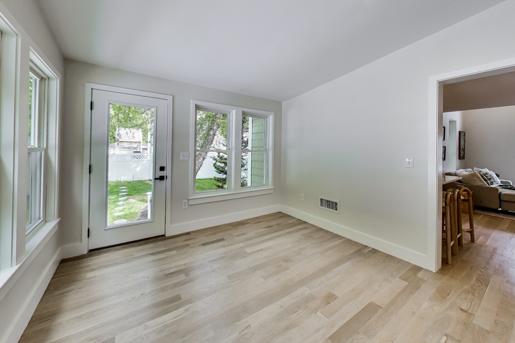 52 Middlesex Street, Unit 52 Winchester, MA 01890 - Photo 10 of 41