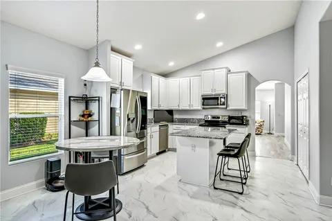 $397,000 | 535 Valencia Circle Southwest, Vero Beach, FL 32968