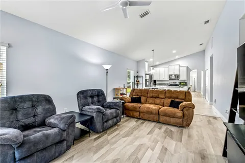 $397,000 | 535 Valencia Circle Southwest, Vero Beach, FL 32968