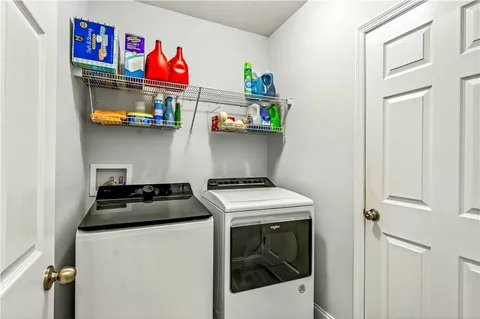 $397,000 | 535 Valencia Circle Southwest, Vero Beach, FL 32968