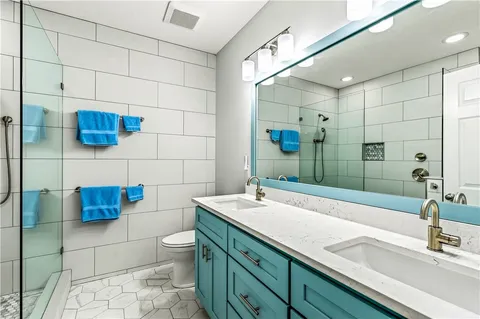 $397,000 | 535 Valencia Circle Southwest, Vero Beach, FL 32968