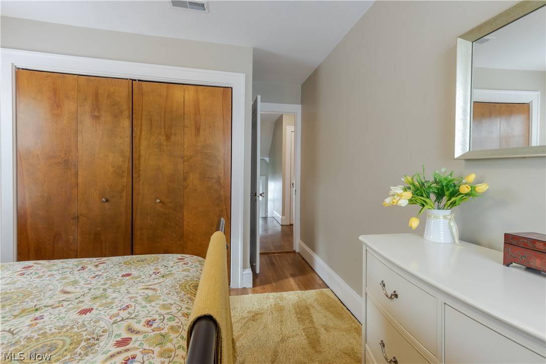 3840 Kirkwood Road Cleveland, OH 44121 - Photo 15 of 31