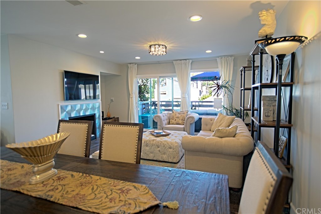 24562 Harbor View Drive, Unit A Dana Point, CA 92629 - Photo 5 of 32