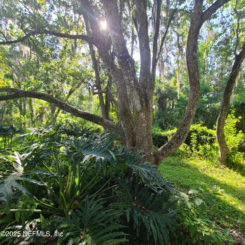 $1,200 | 1420 Lake Disston Drive, Unit B, Bunnell, FL 32110