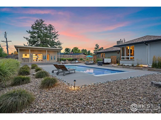 a house view with a backyard space