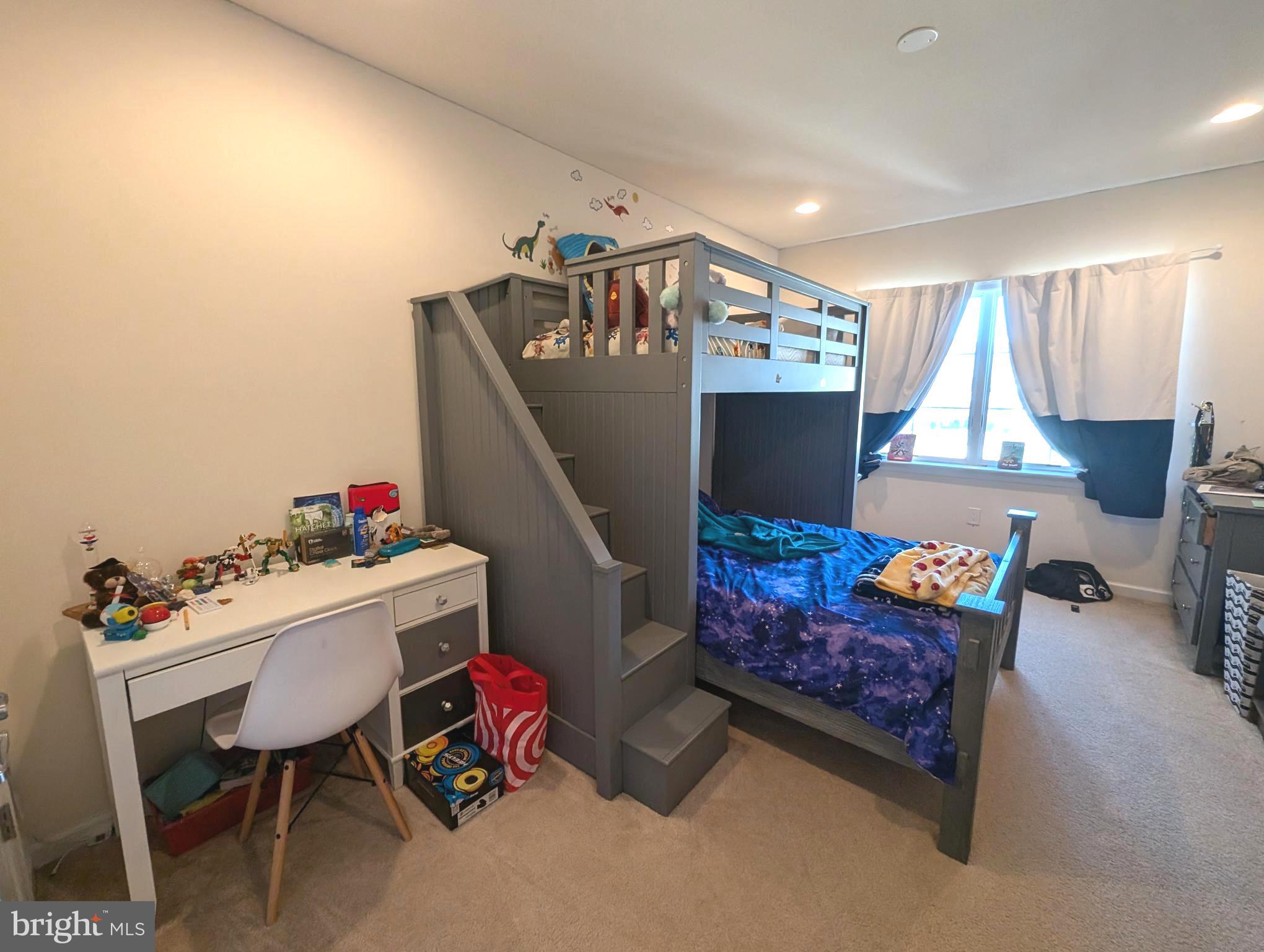 3300 Pietro Way Philadelphia, PA 19145 - Photo 25 of 44 rear bedroom #2