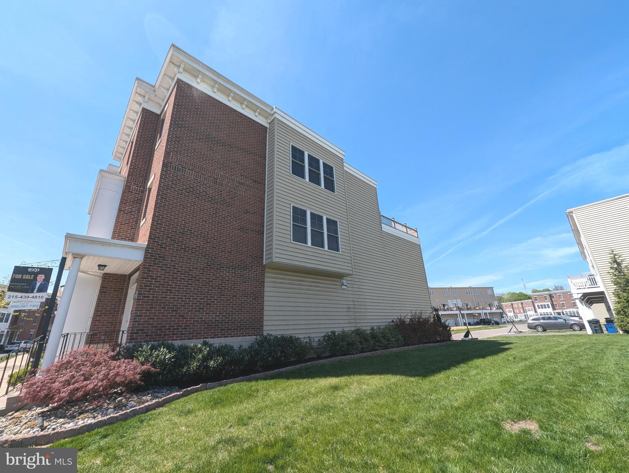 3300 Pietro Way Philadelphia, PA 19145 - Photo 3 of 44