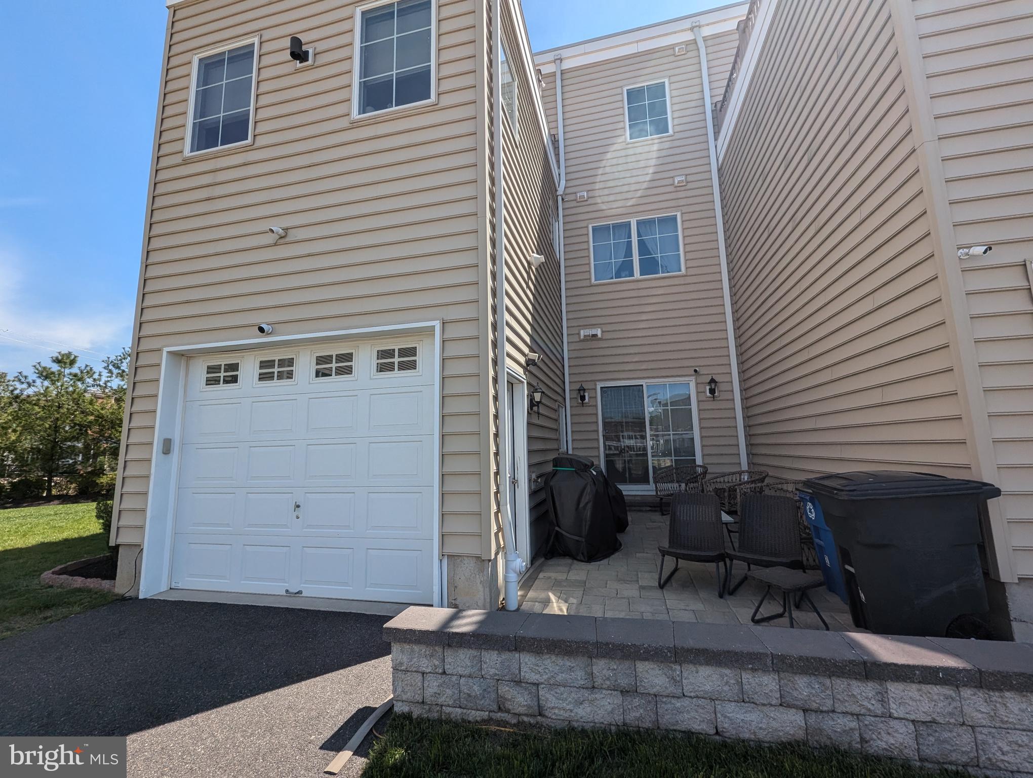 3300 Pietro Way Philadelphia, PA 19145 - Photo 44 of 44 hardscaped rear