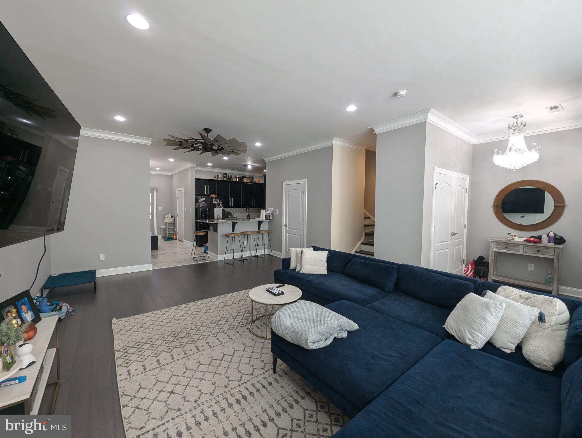 3300 Pietro Way Philadelphia, PA 19145 - Photo 8 of 44